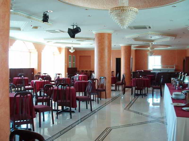 Safari Hotel Nizwa Exterior photo
